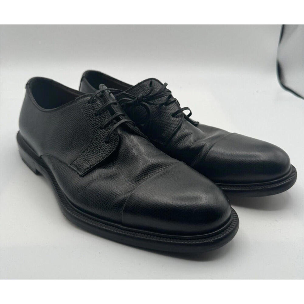Salvatore Ferragamo Pebbled Leather Cap Toe Dress Shoe Size 7 EE